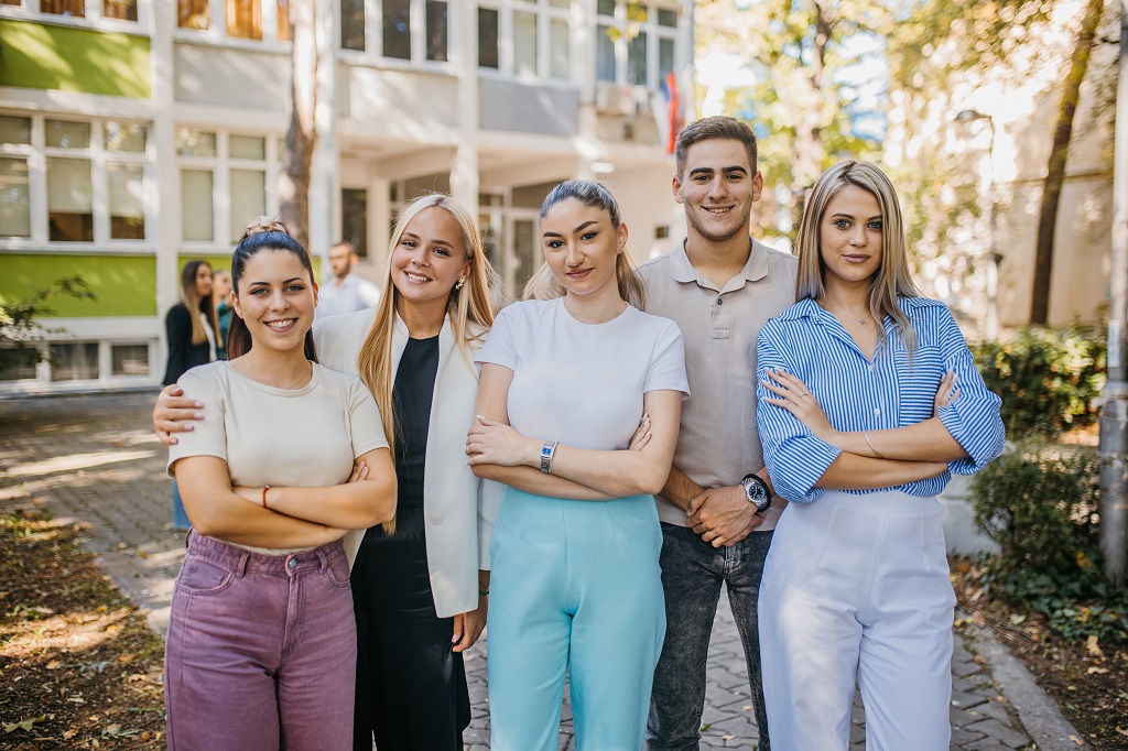 Fakultet pedagoških nauka u Jagodini logo